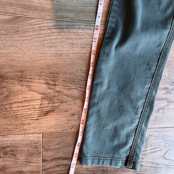 Free People green denim jeans, lovely muted color great condition size 29 - Picture 6 of 9